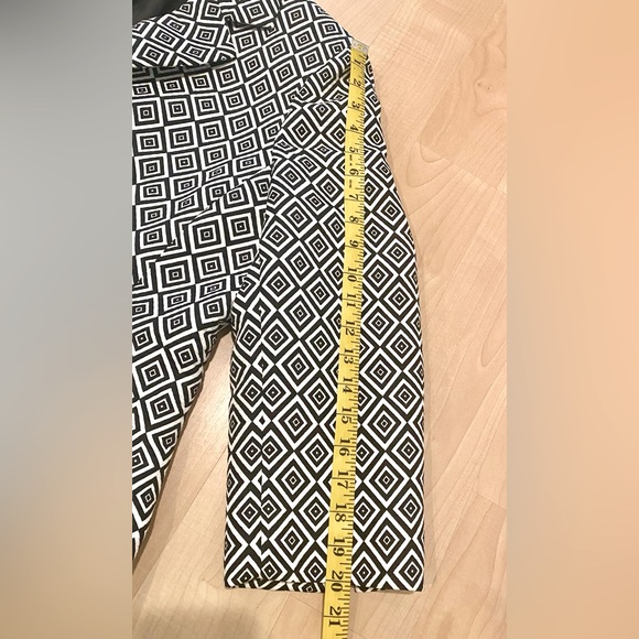 BLAZER KASPER Black & White Geometric Design, size 18 - Picture 3 of 8